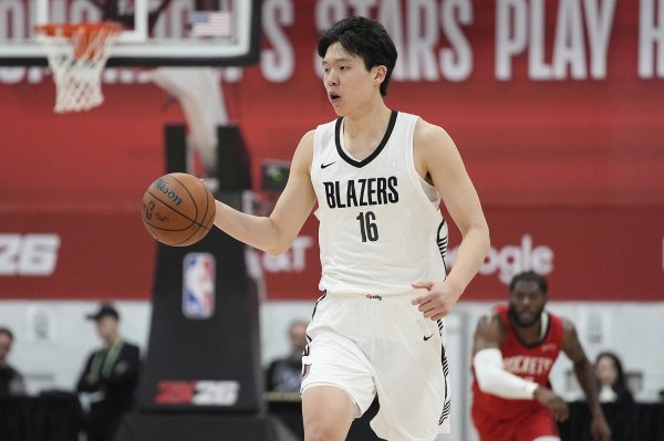 Yang Yi: Yang Hansen đã giàn